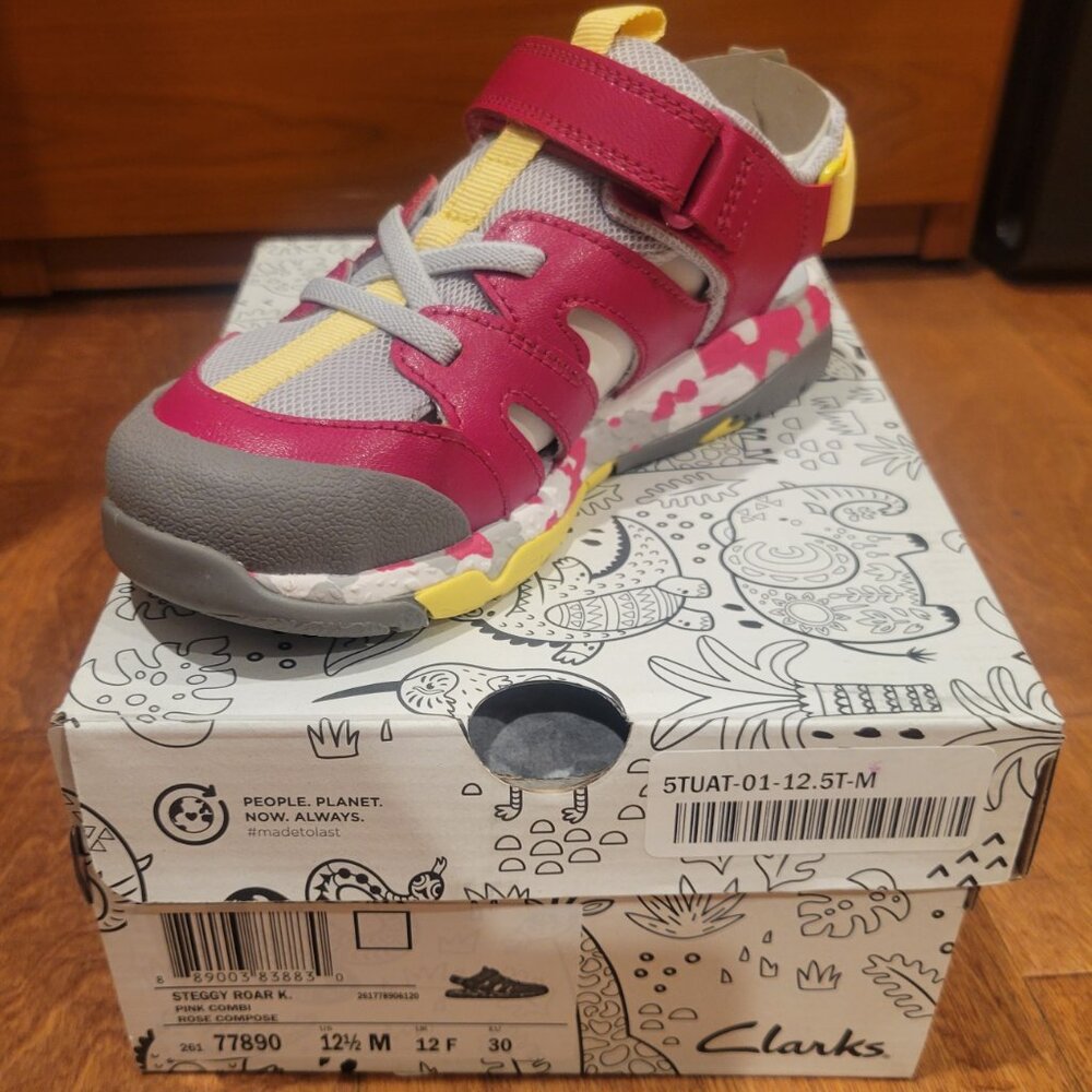 NWB Clarks Steggy Roar Pink size 12.5M colorful girl sandals NWT